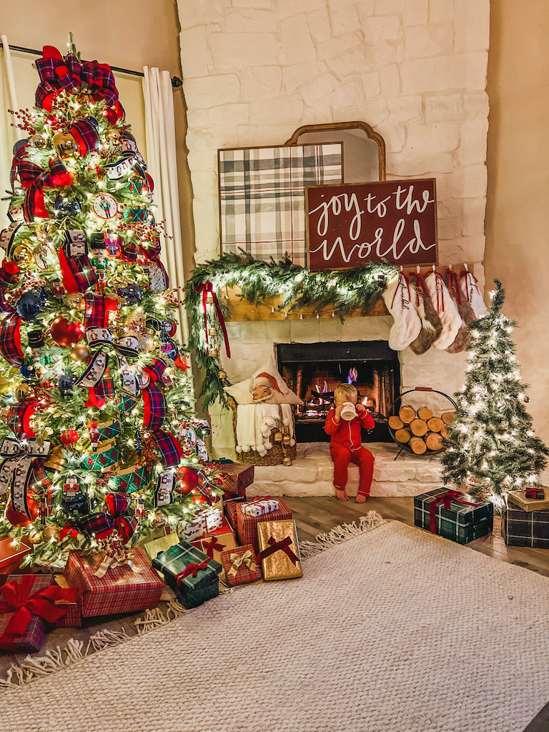 10 Simple Christmas Decorating Tips to Make Your Home Cozy and Beautiful -