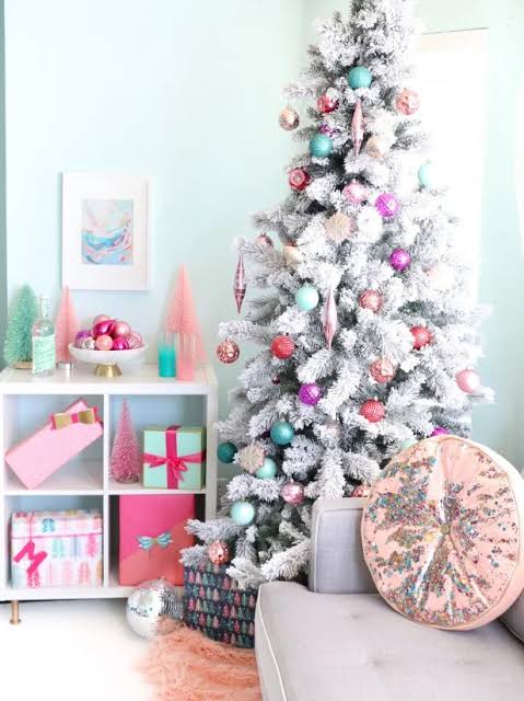 101 Best Christmas Tree Decorating Ideas for Beautiful Boughs | HGTV