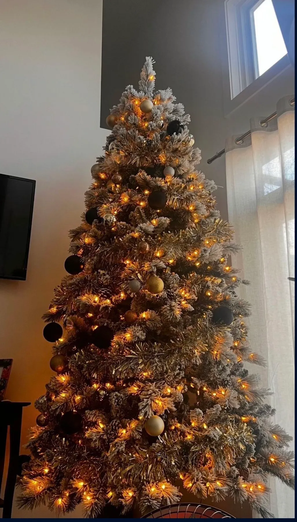 12 Small Christmas Tree Ideas That Add Cheer To Any Space Xmas Tree