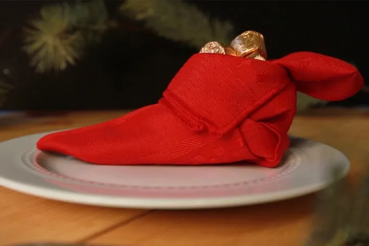 14+ Ideas On How To Fold A Napkin For Christmas