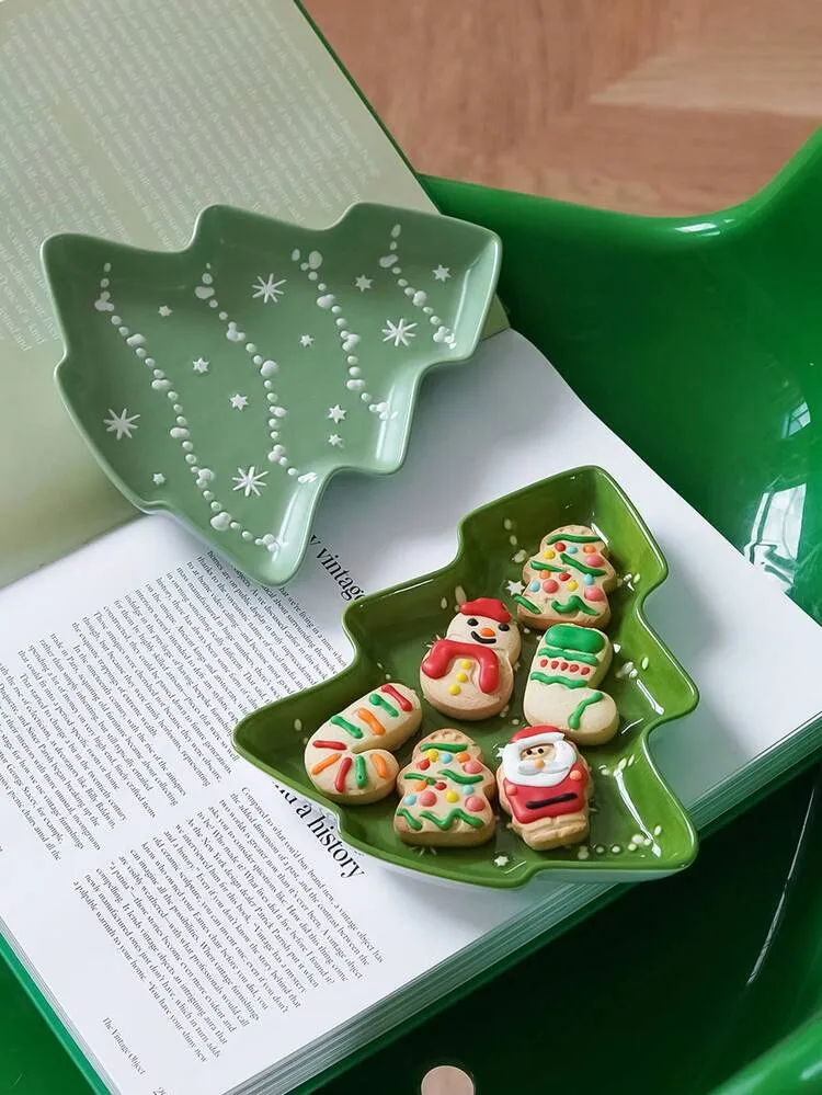 1pc Ceramic Christmas Tree Shaped Tray, Green Christmas Tree Design  Gingerbread Cookie Plate, Fits For Santa