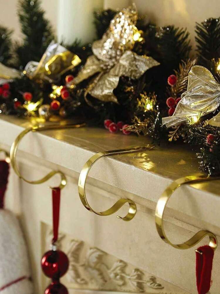 1pc Christmas Stocking Holders, Fireplace Hooks, Stocking Holders For Mantle,Non-Slip Christmas Tree Ornament Hangers, Christmas Decorations,Lightweight Stocking Hangers For Mantel Fireplace With A