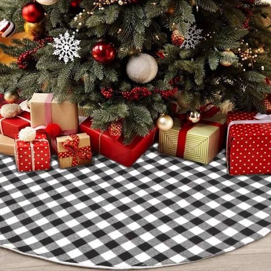 20 Beautiful Christmas Tree Skirts Under $100 | HGTV