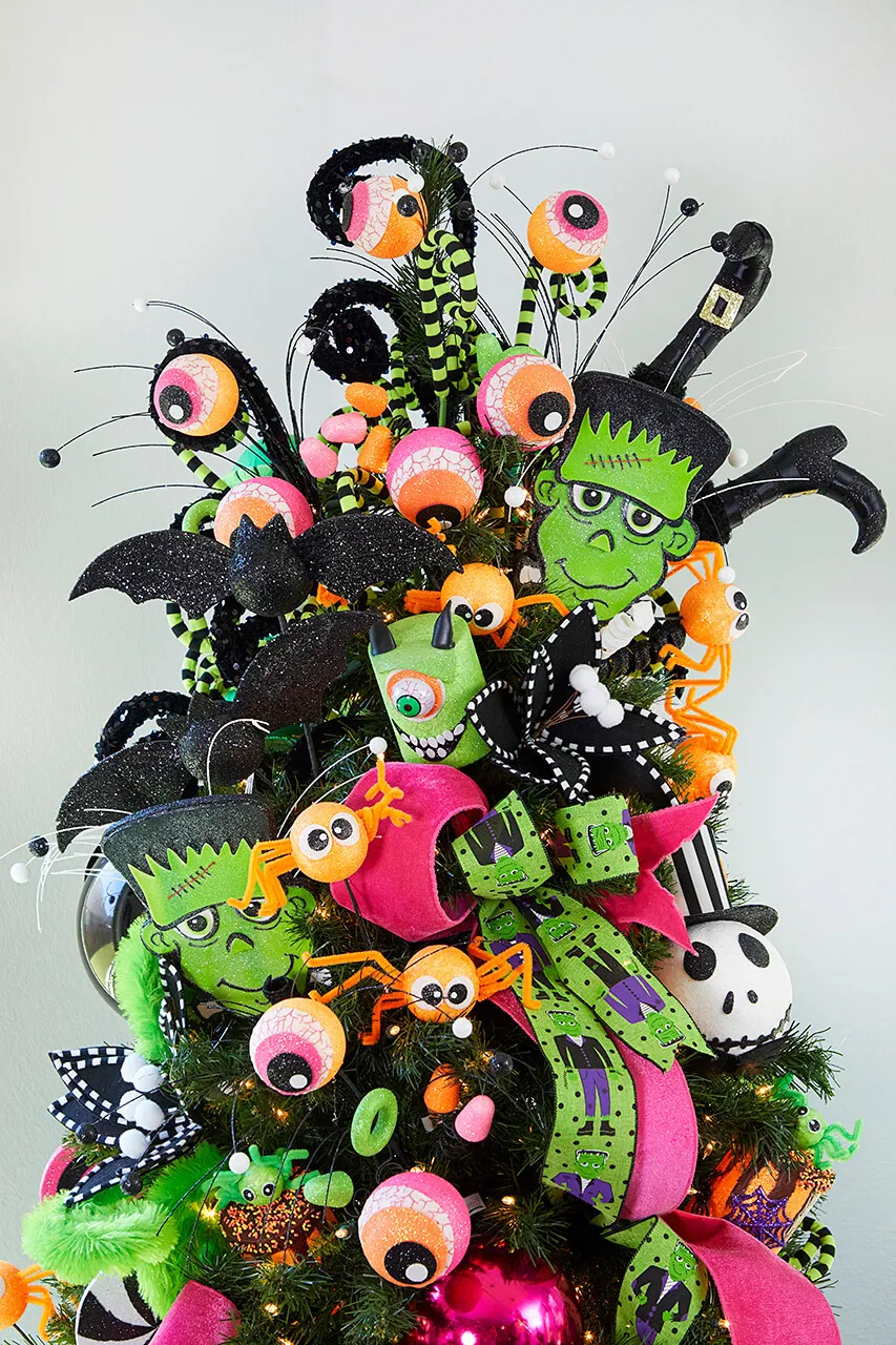 2025 Trends for Halloween Decor - Decorator's Warehouse