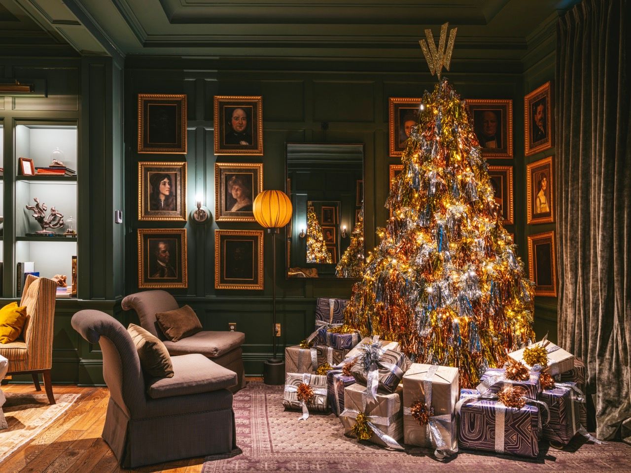 21 Holiday Decorating Ideas We Love From Design Tastemakers | Architectural Digest