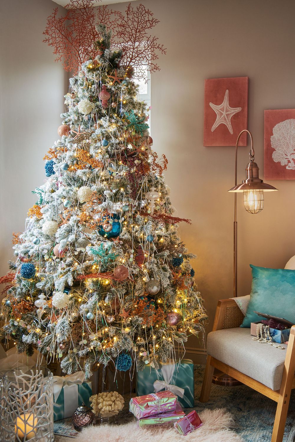 25 Christmas Tree Trends, Themes and Ideas 2025
