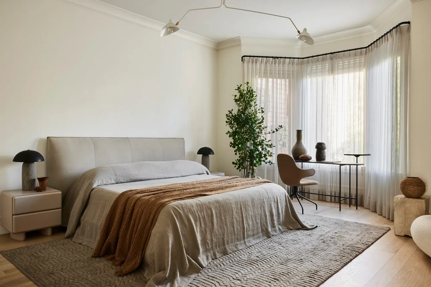 28 Cozy Bedrooms To Get Some Well Deserved R&R