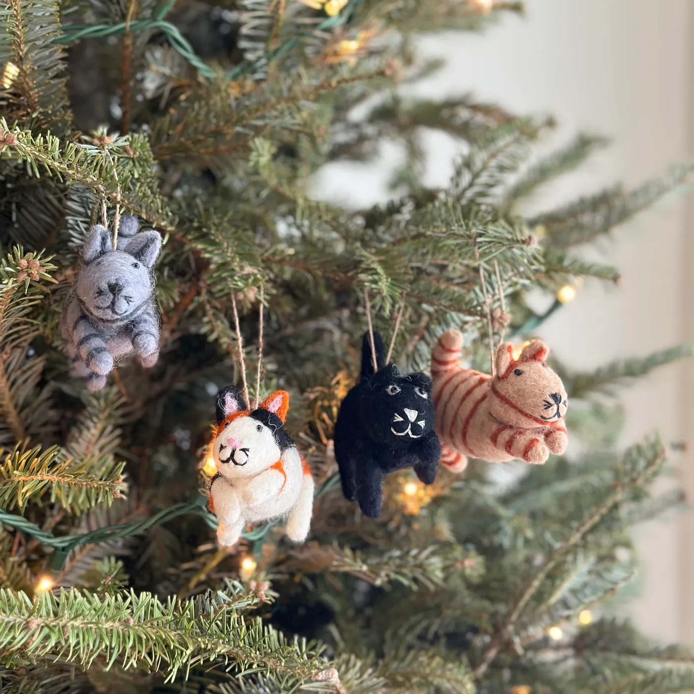 40 Best Wool Felt Cat-Themed Ornaments & Baby Mobiles – Handmade & Adorable  – Ganapati Crafts Co.