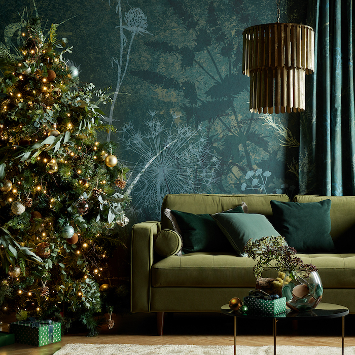 5 Christmas Decorating Ideas To Spruce Up Your Home Right Now | Maxine Brady