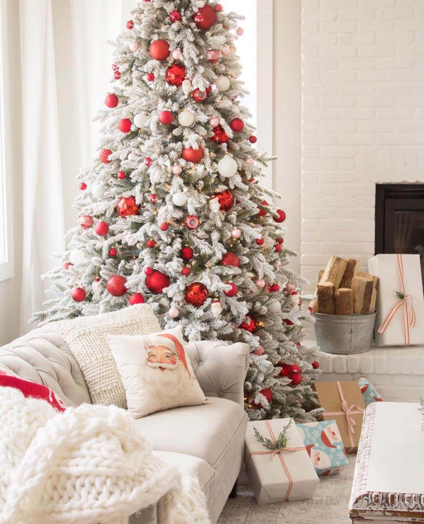 9' Artificial Christmas Tree with 1100 Warm White LED Lights