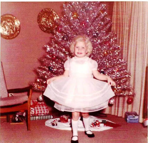 A Christmas (Tree) Story, inspired by Retro Renovation - Retro Renovation