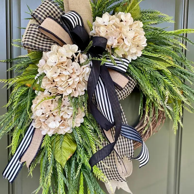 a christmas wreath made frosted artificial pine in a - Temu Cyprus