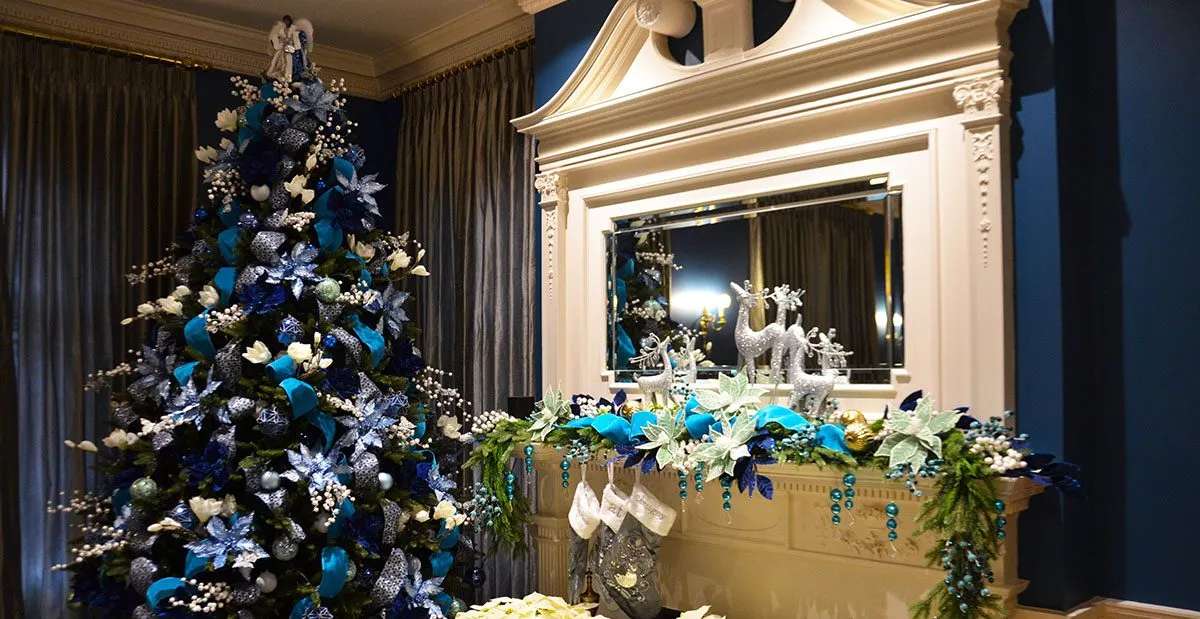 A Designers Guide to Christmas Decor - Cantigny