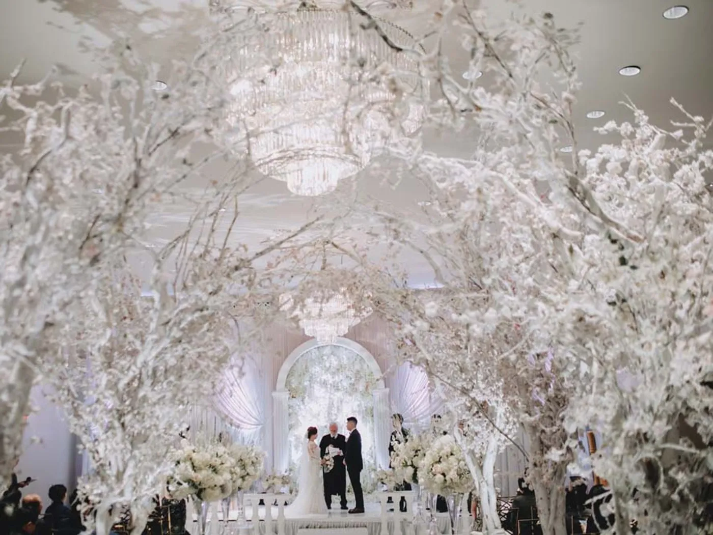A Lavish, Winter Wonderland Themed Wedding in Vancouver - Weddingbells