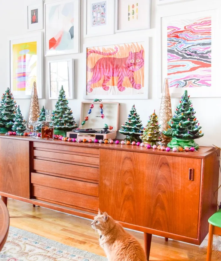 A Maximalist Christmas Decorating Ideas -