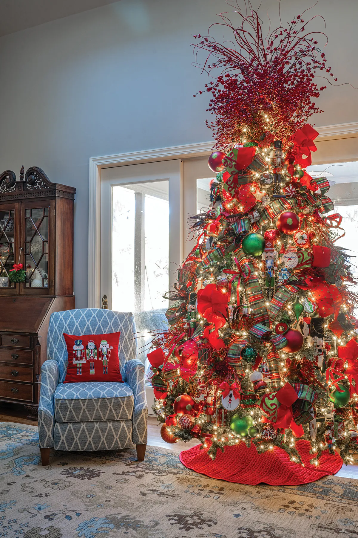 A Proper (English) Holiday | Savannah Magazine