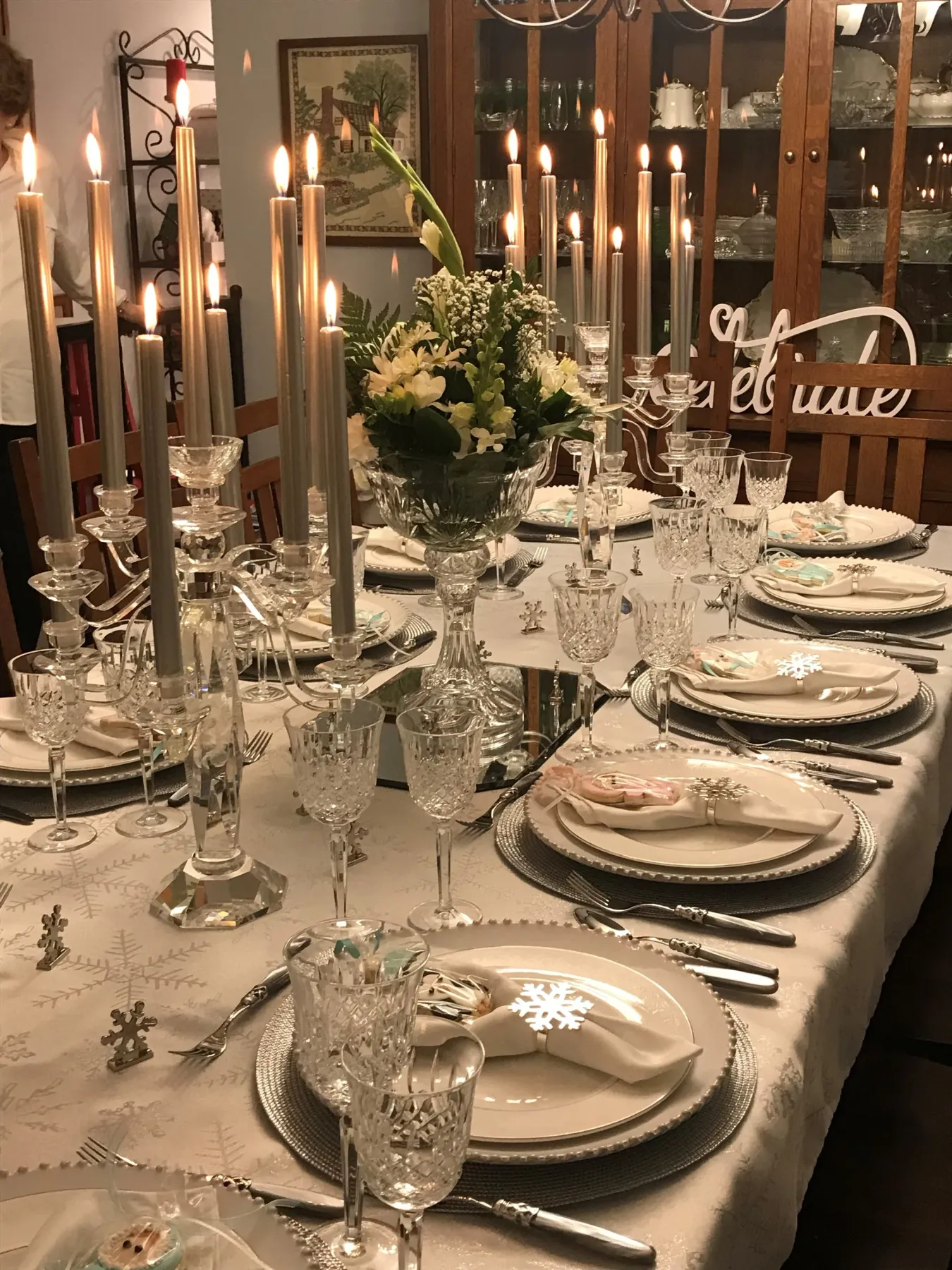 A Winter White Tablescape — Whispers of the Heart