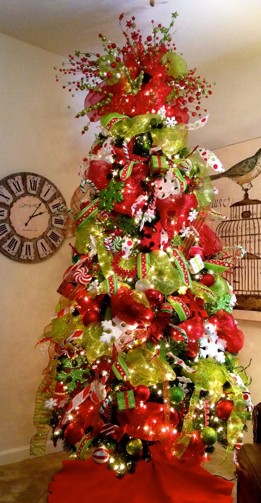 Along The Way With J & K: Operation North Pole: Living Room Tree