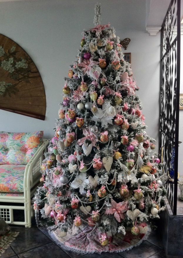 Aluminum Christmas Trees | HOUSE TROPICAL