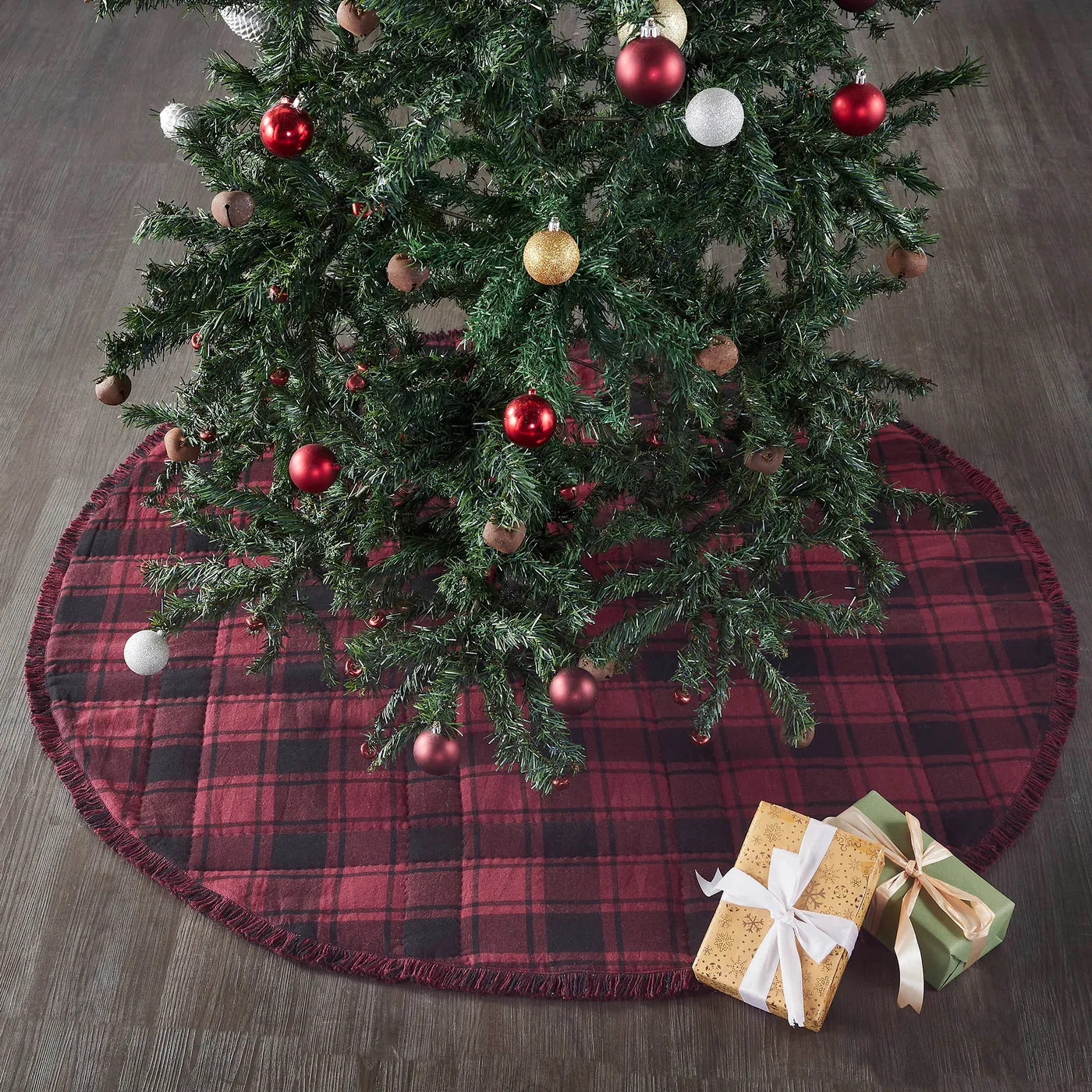 Amazon.com: yuboo Buffalo Plaid Tree Skirt, Large Red and Red and Black Buffalo Plaid Christmas