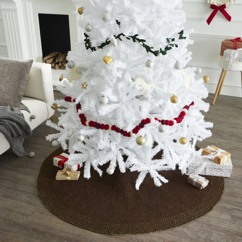 Arcadia Home Handmade Christmas Tree Skirt in Felt - Quilted Edge White  House Design - 60' - Wayfair Canada