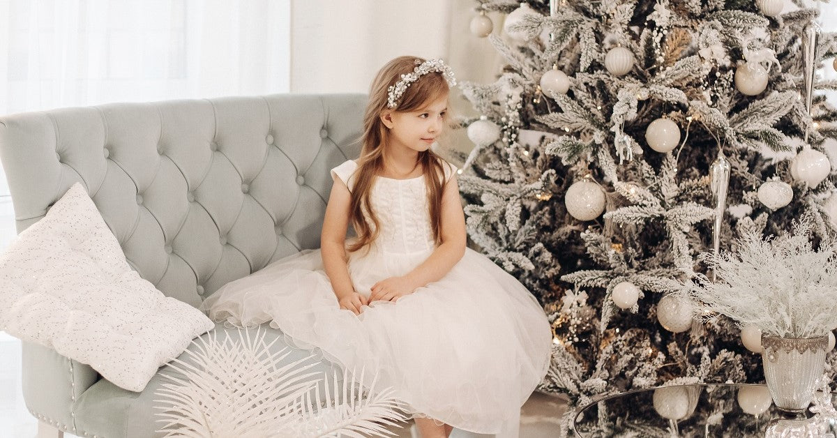 Are Flocked Trees Still in Style? | Modern Trends in Christmas Decor –  Holiday Celebration Trees