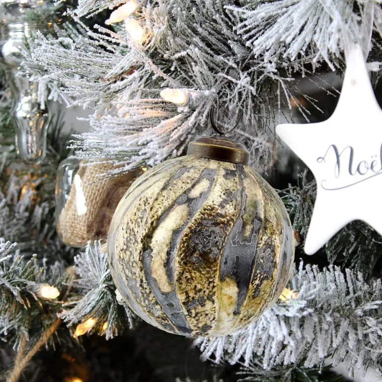AuldHome Farmhouse Rustic Indoor Round Christmas Tree Decorations; Set of 6  Vintage Style Silver Gray Ball Ornaments - Walmart.com