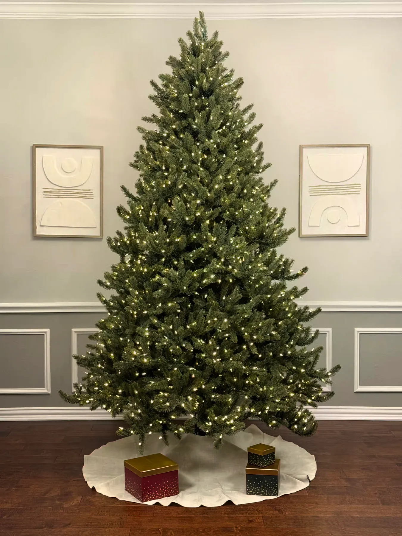 Balsam Hill Vermont White Spruce 4.5 ft-18 ft — Review (2025) | Christmas  Tree Review Hub