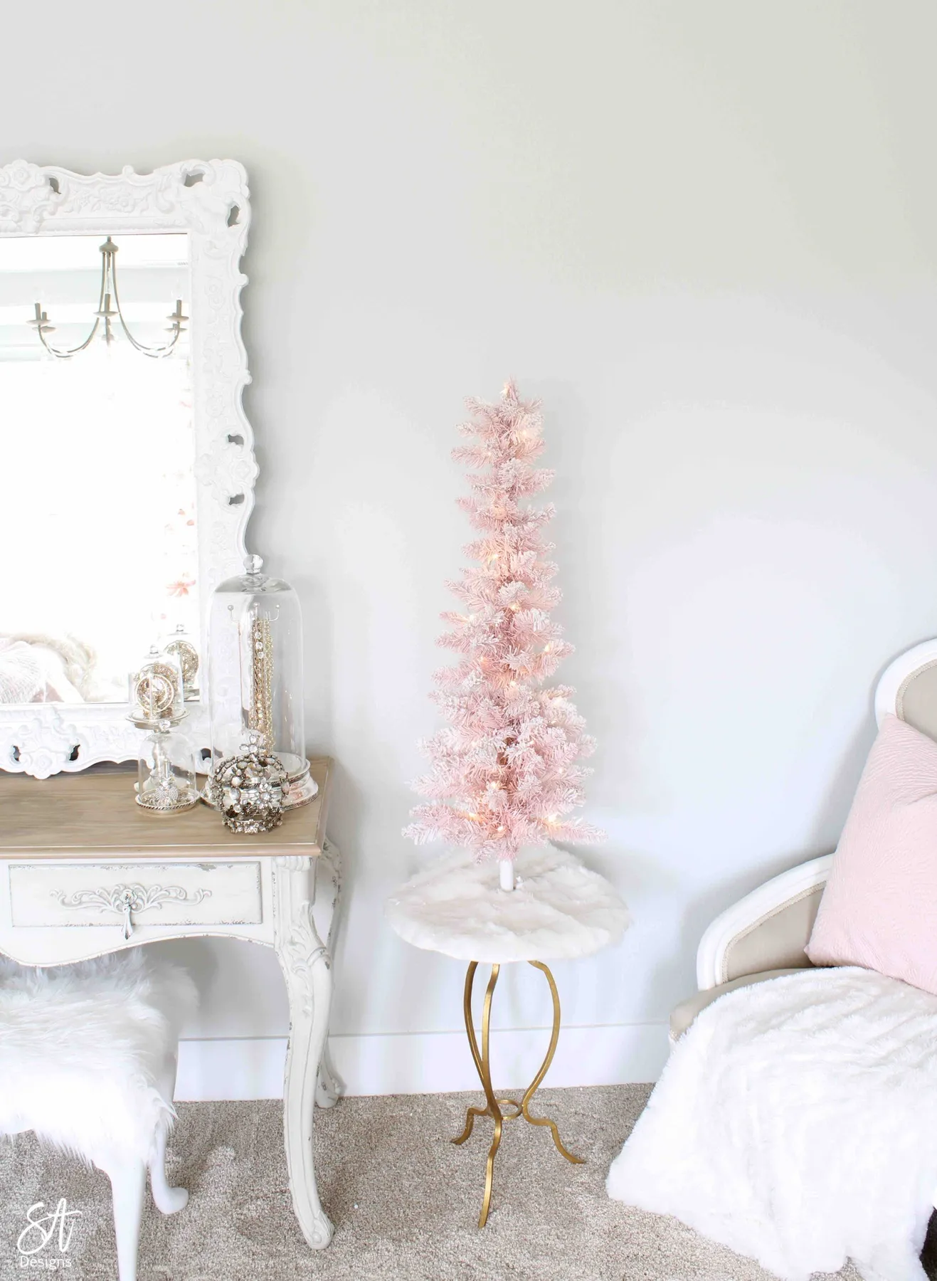 Blush Pink Christmas Master Bedroom - 9 - Summer Adams