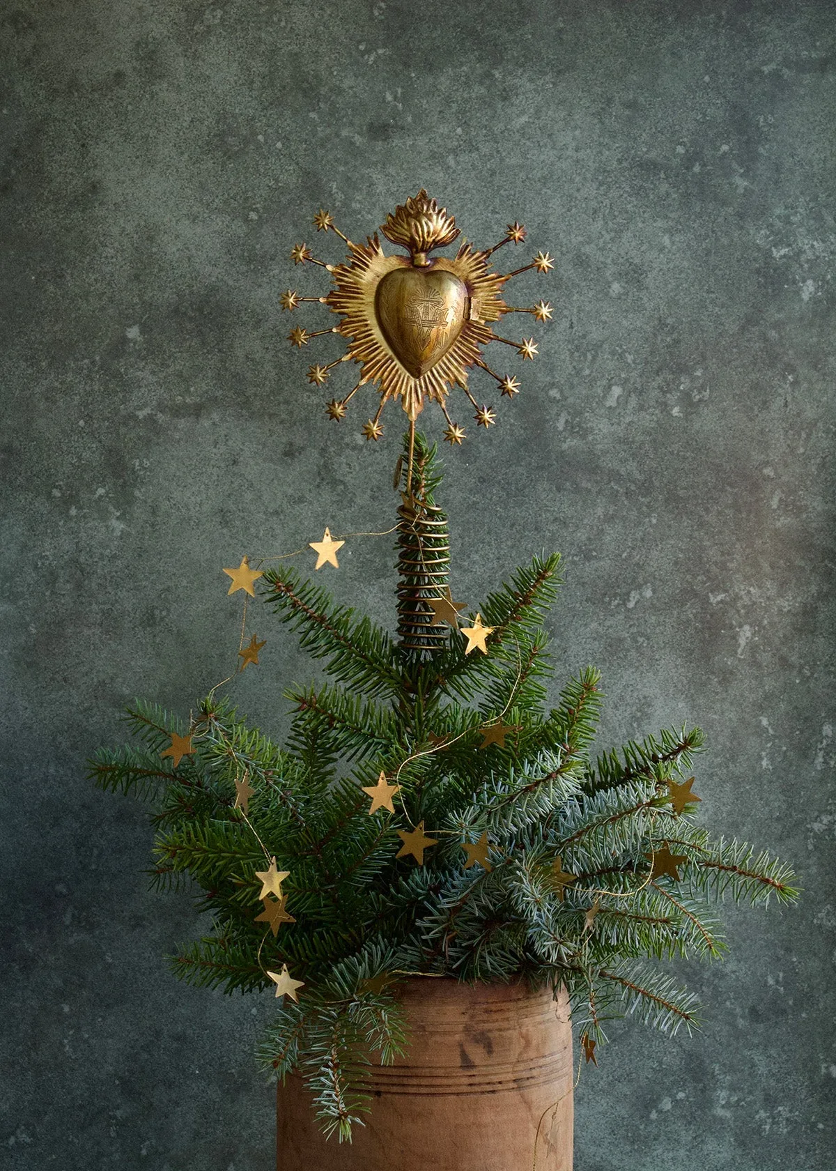Brass Sacred Heart Tree Topper – Weldaad Authentic Interior - Amsterdam