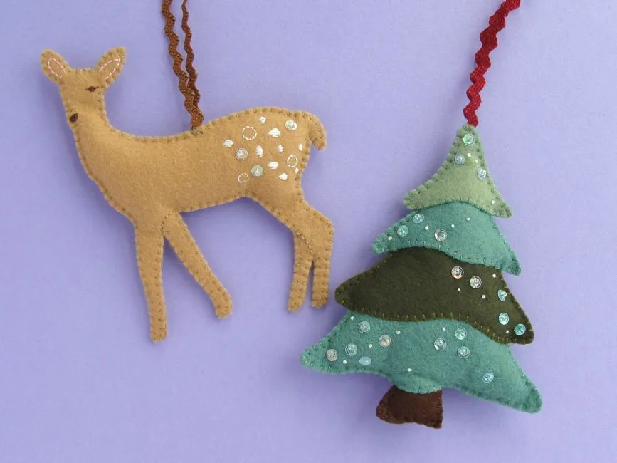 Bugs and Fishes by Lupin: My Current Project: Sewing Felt Christmas  Ornaments