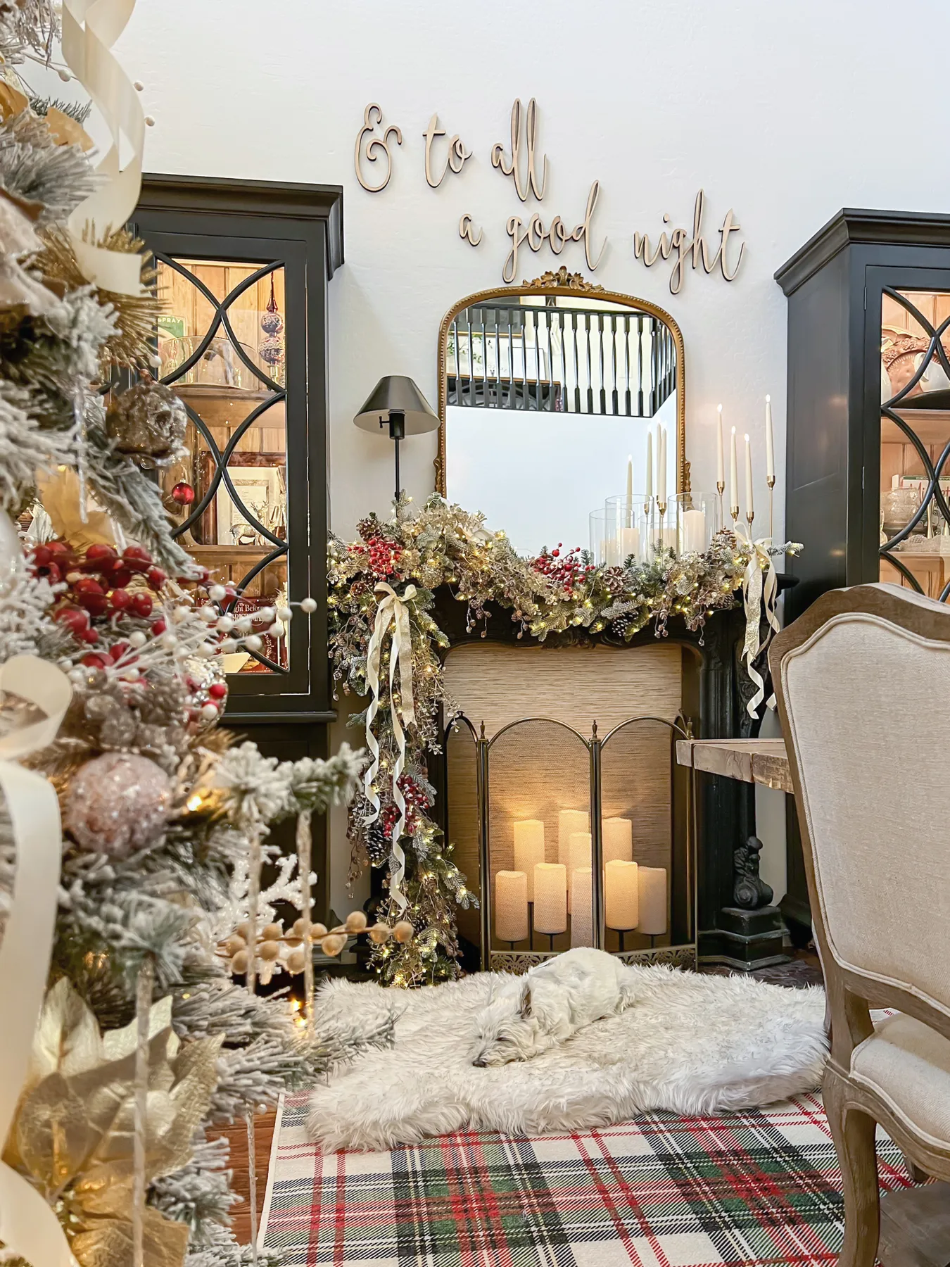 Cascading Garland Christmas Mantel - Dogs & Design