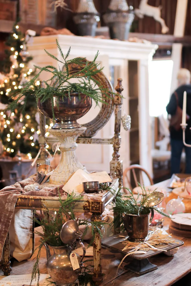 Christmas Decor that Fits You - Celebrating the Beauty of Life, Past &  Present
