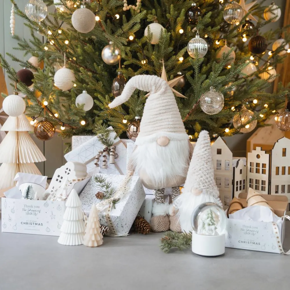 Christmas Decorations & Tree Ornaments | It's all about Christmas