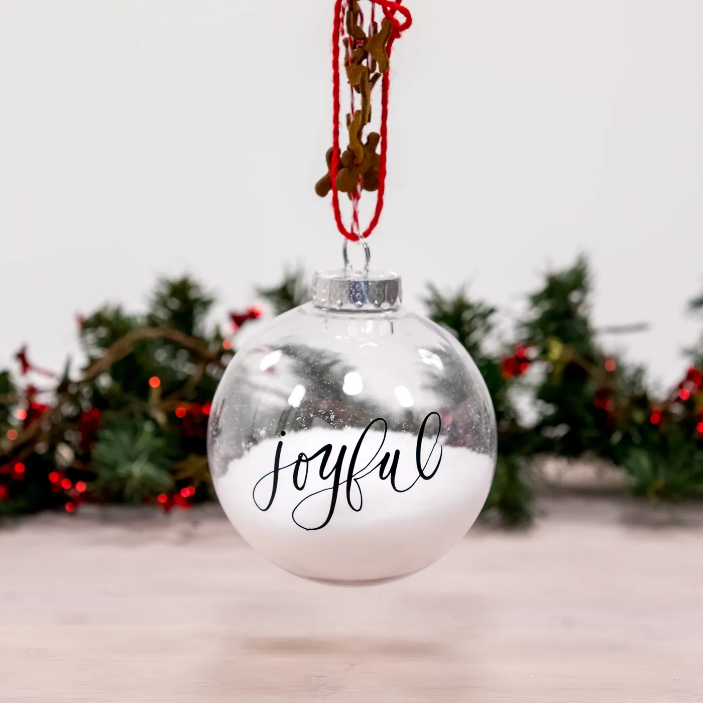 Christmas DIY craft: Handmade glass ornament
