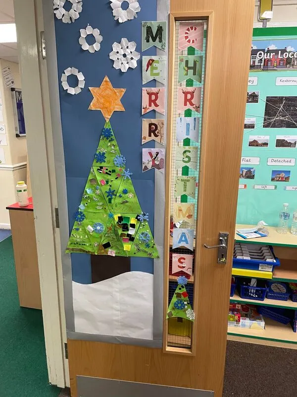 Christmas Door! - Kexborough Primary School