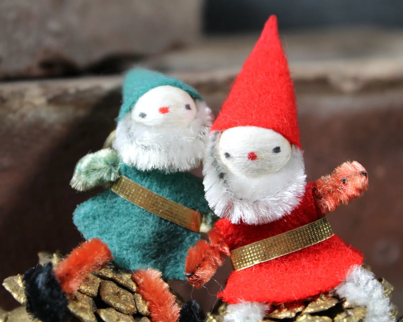 Christmas Gnomes Pine Cone Santa Ornament Pine Cone Christmas Craft Best Pine  Cone Crafts