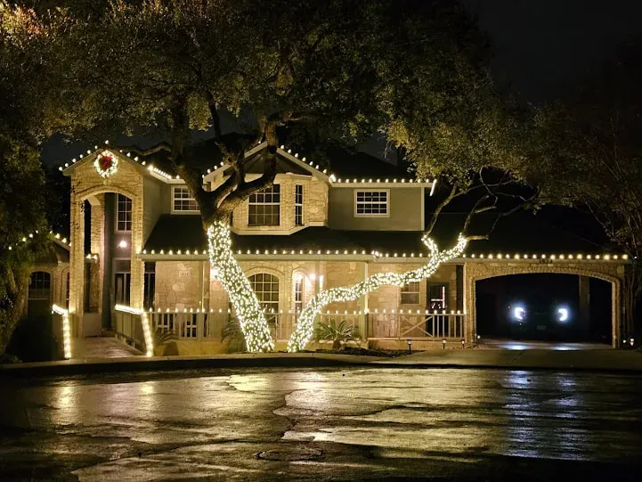 Christmas Light Installation | Holiday Lighting Installer in San Antonio
