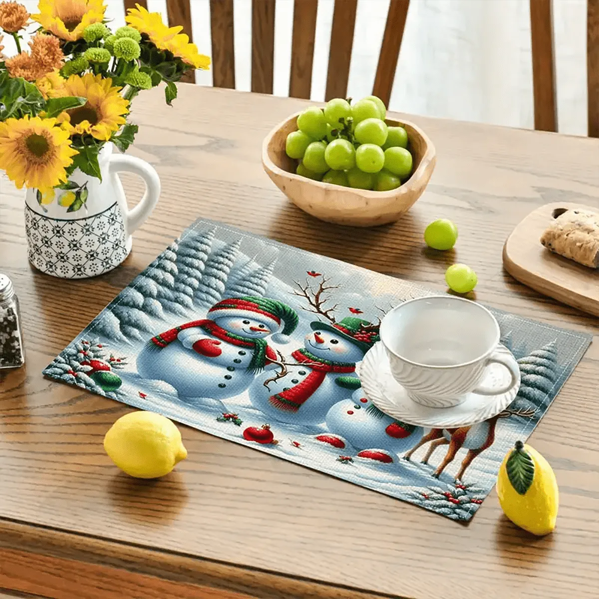 Christmas Poinsettia Placemats Set Of 4 - 12x18 Inch Polyester Square Table  Mats, Machine Washable, Woven Fabric, Flower Pattern, Holiday Dining Decor  | SHEIN UK