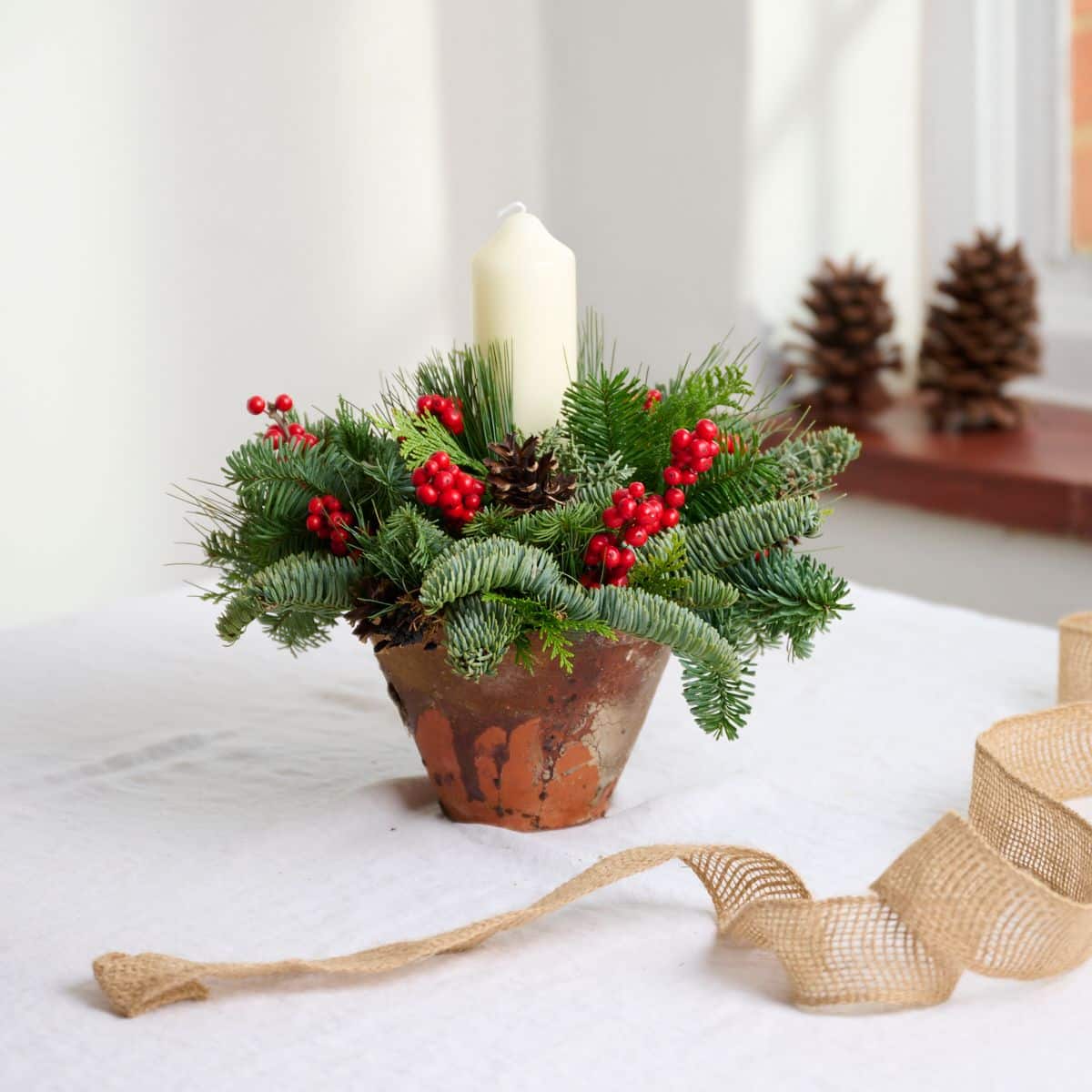 Christmas Table ~ Dutch Flower Pot Arrangement With Candle ~ Next Day Flower Delivery UK