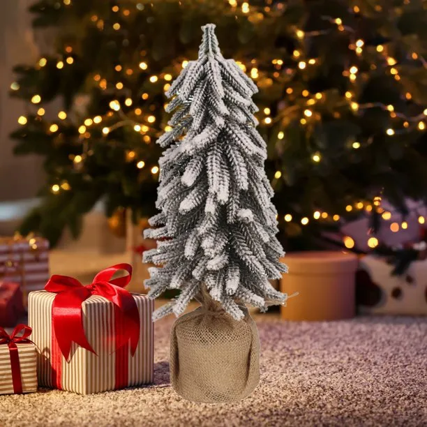 Christmas Tree Decorations, White Mini Snowflake Christmas Tree Ornament  22cm for Desk Bar Window Display, PE and Cloth, Small Festive Holiday  Supplies Small Christmas Tree - Walmart.ca