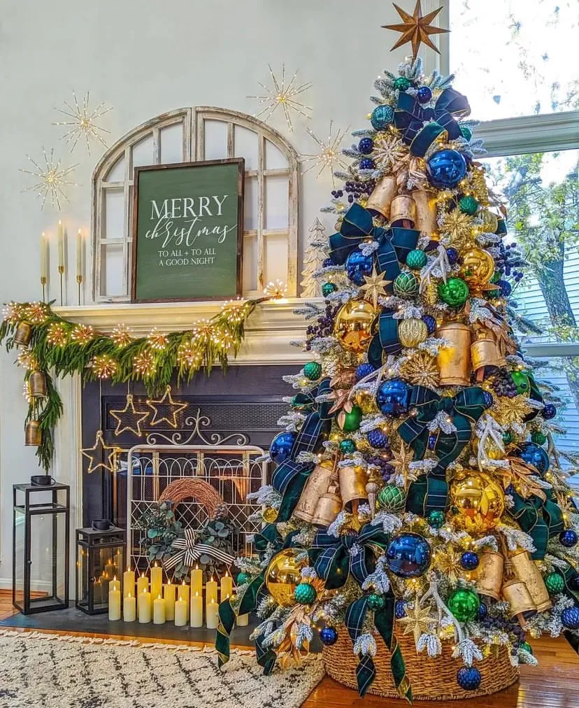 Christmas Tree Inspiration Created by YOU! - Decorator's Warehouse
