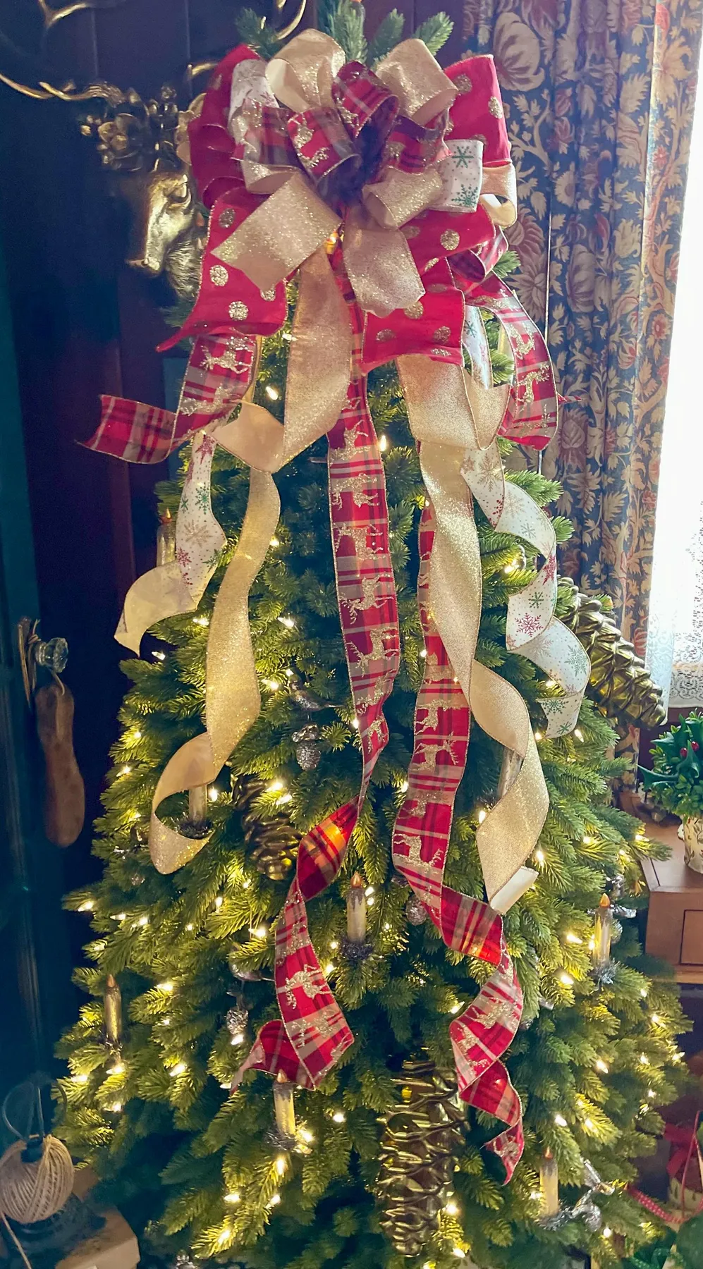 Christmas Tree Topper Bows - Crested Perch