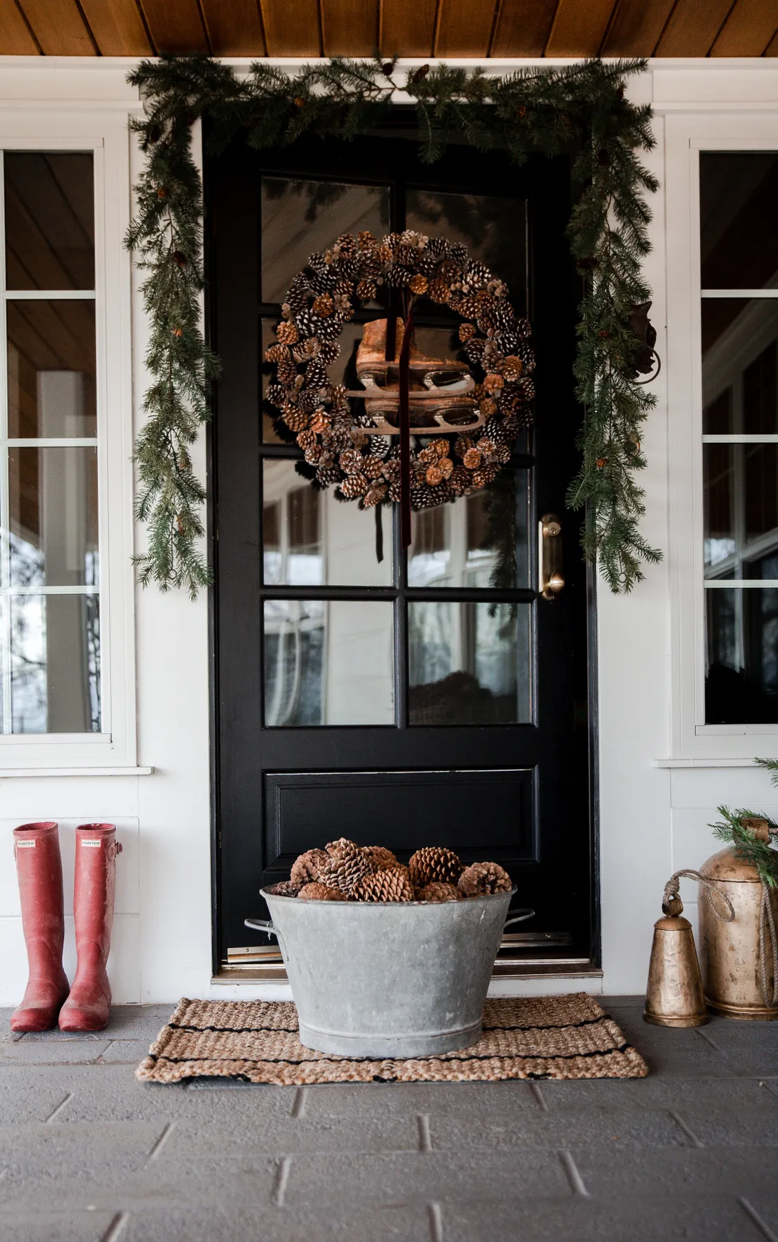 Christmas Wreath Ideas: 25 Christmas Wreath Tutorials