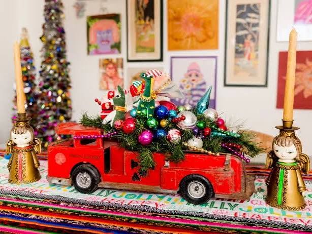 Collecting Retro Toys and Games for Christmas Decor | HGTV