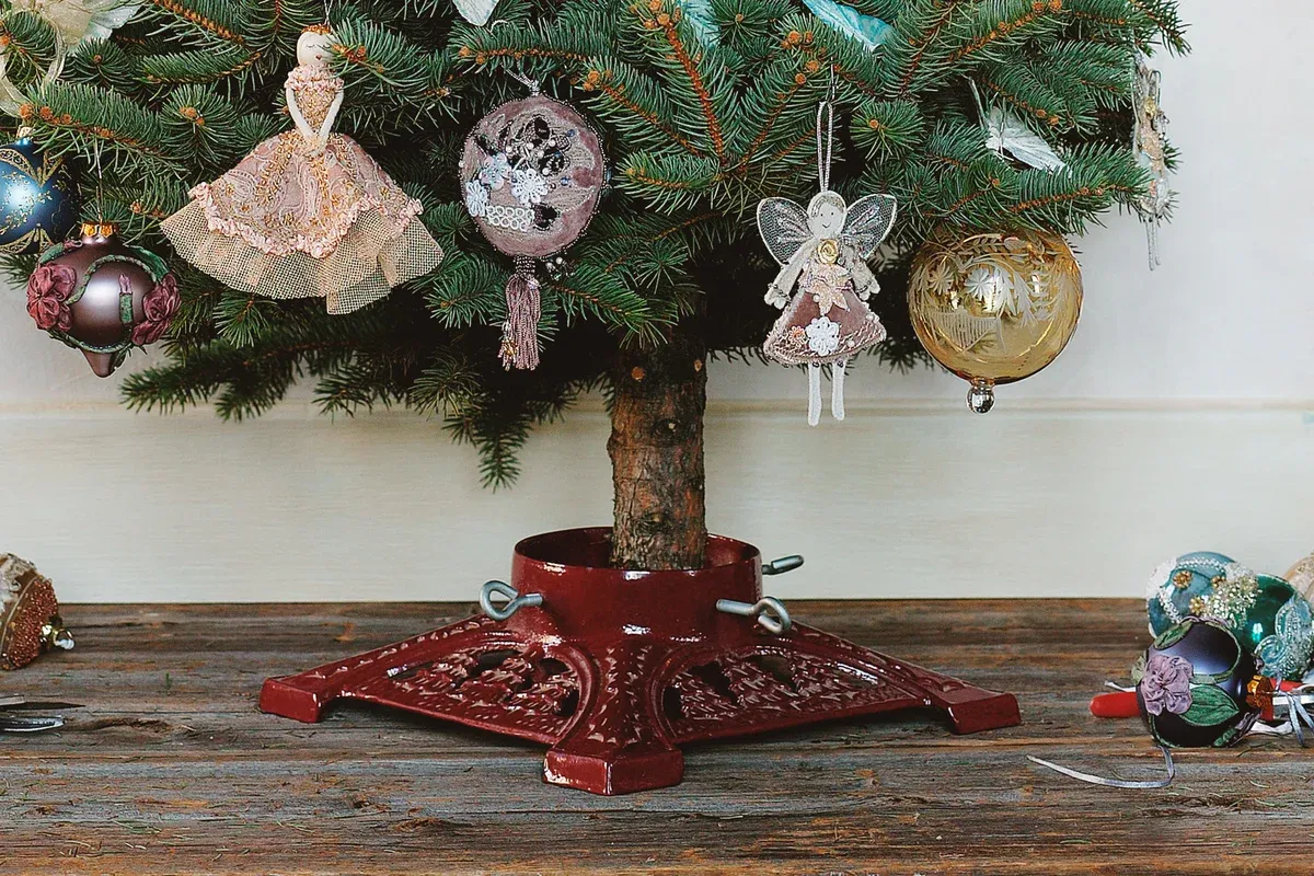 Collecting Vintage and Antique Christmas Tree Stands