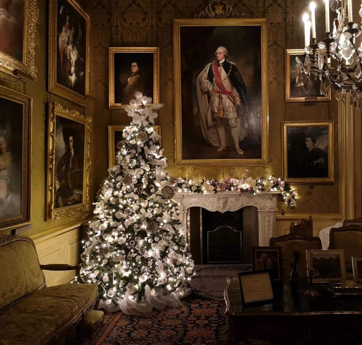 Creative Festivities, Christmas Decorators, Event Decorating