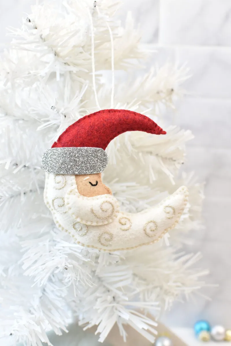 Crescent Santa Ornament Pattern - The Yellow Birdhouse