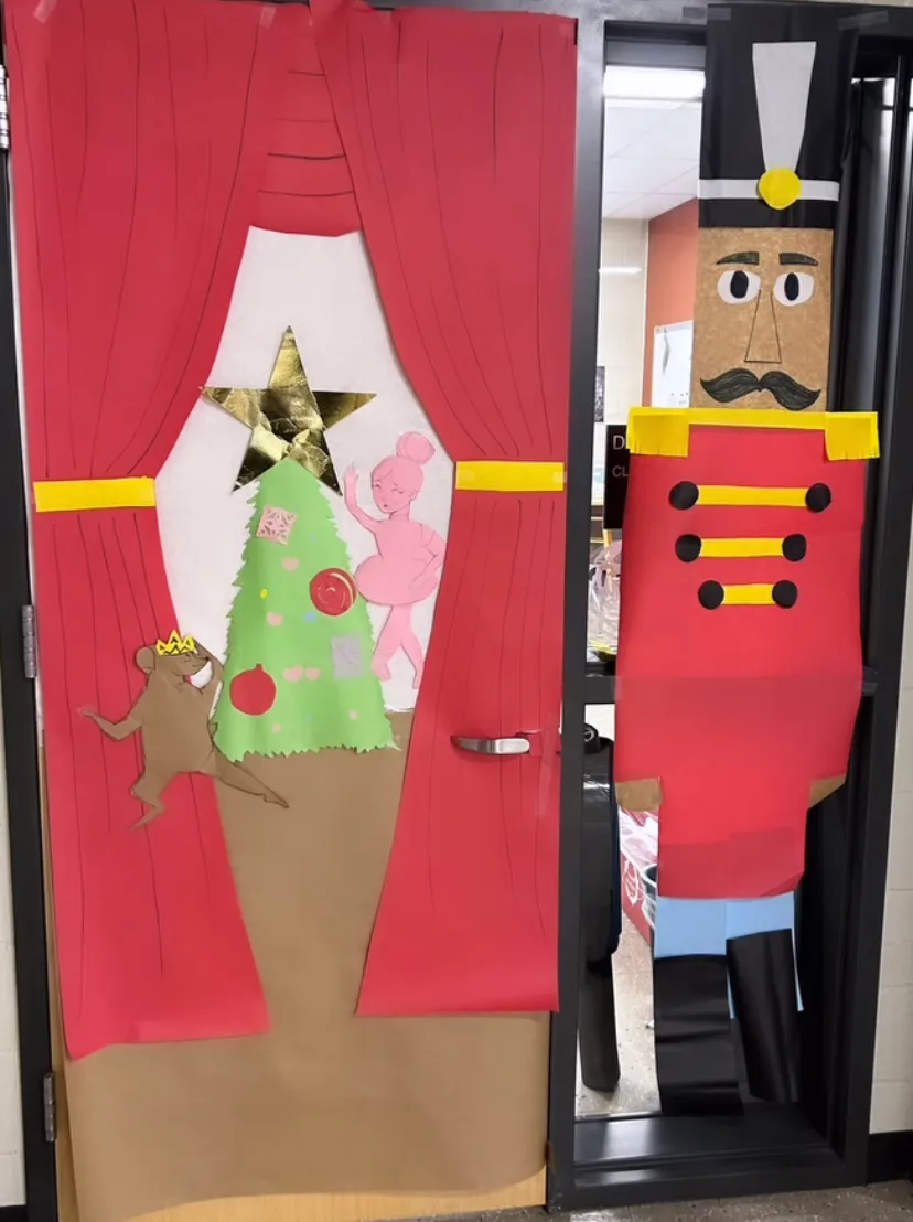 D014, Nutcracker – Lions' Digest