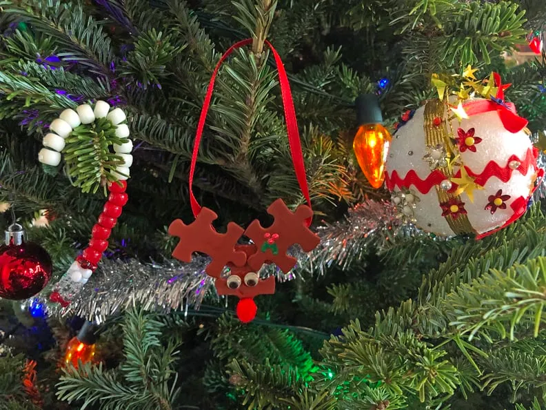 Decorating Family Christmas Tree With Mismatched Ornaments | PS Family